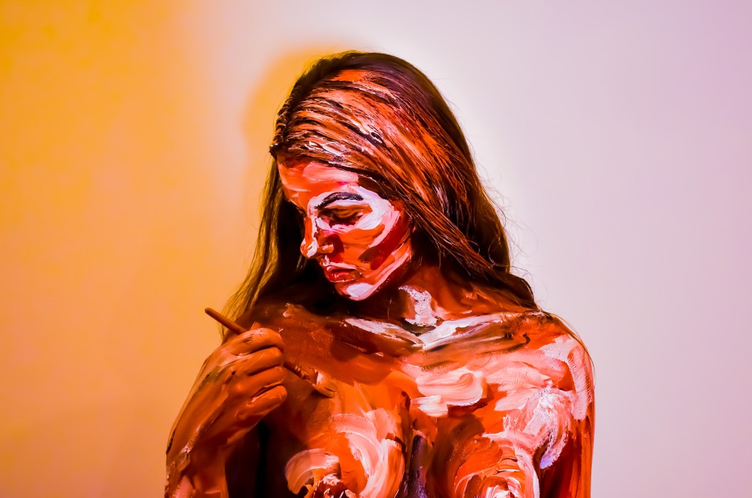 An image of a painting by Hannah Ravandi