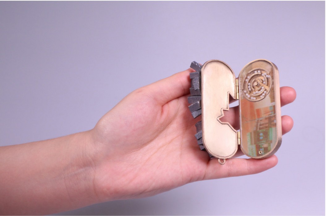 Bronze,aluminum,bead,acrylic,76mm*43mm*12mm (cm)-5.