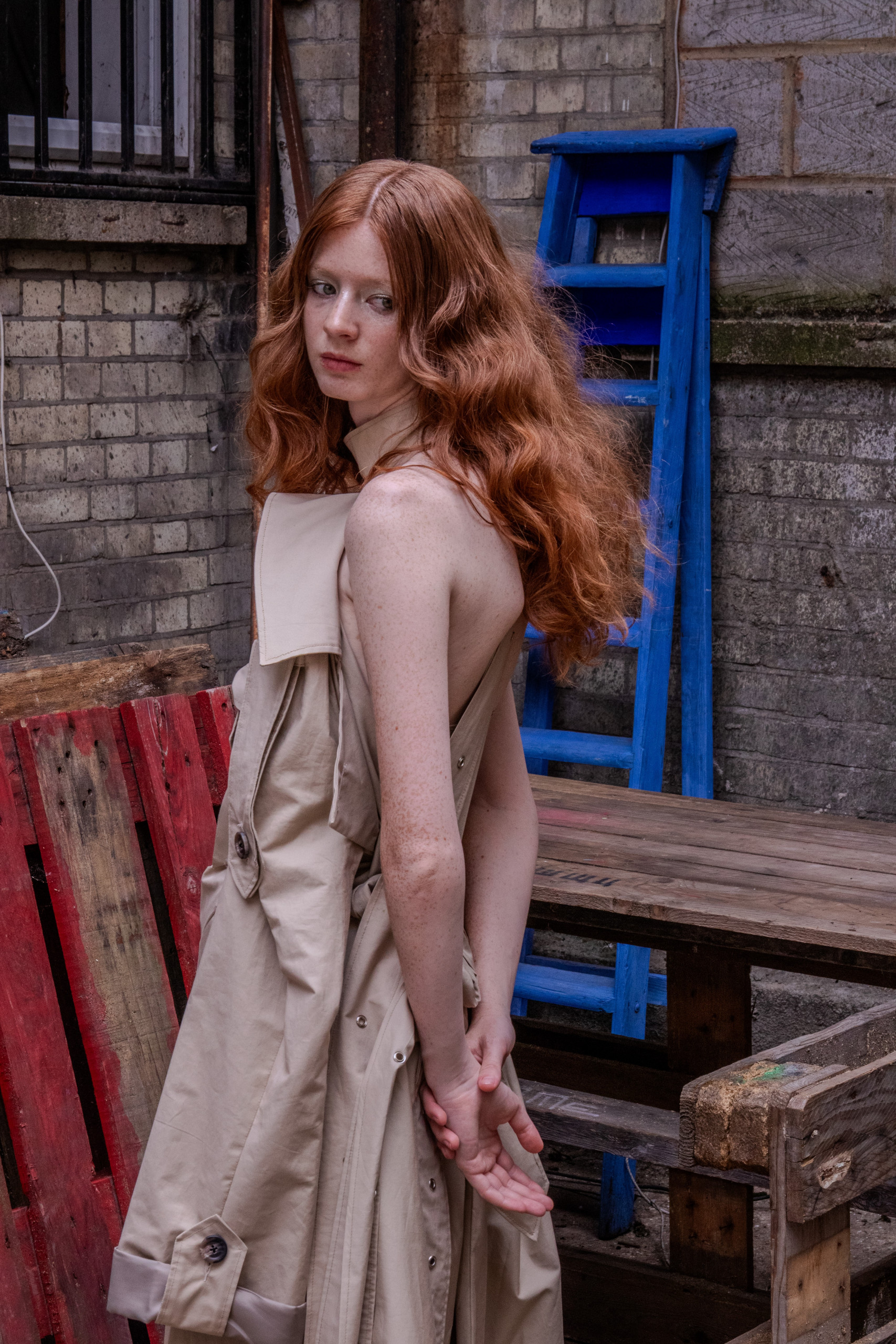 Trench dress and lace-up belt wrap top made from gaberdine with metal reinforcement at the GFW Talent Of Tomorrow